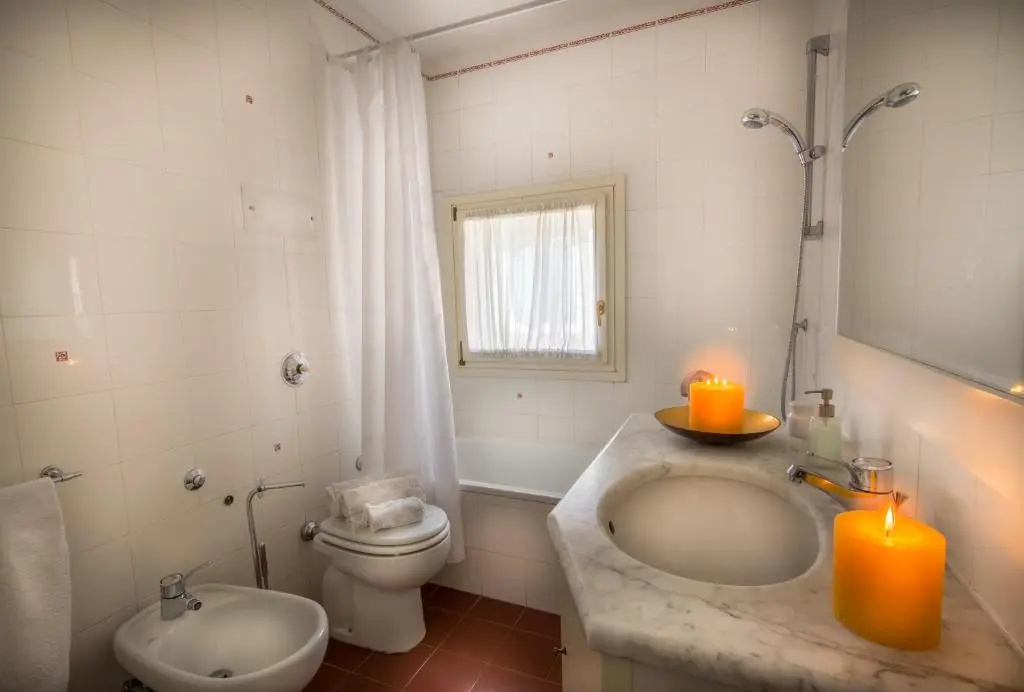 2 Bedrooms Penthouse Apartment
