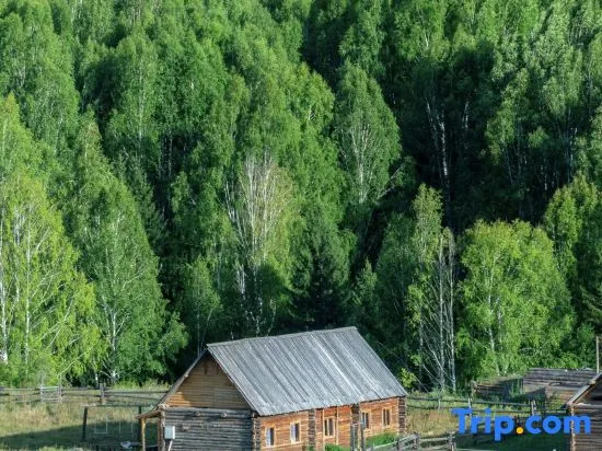 Fenghua Zhenxue Log Cabin - Fusion Aesthetics Restaurant Resort (Kanas Scenic Area Branch)