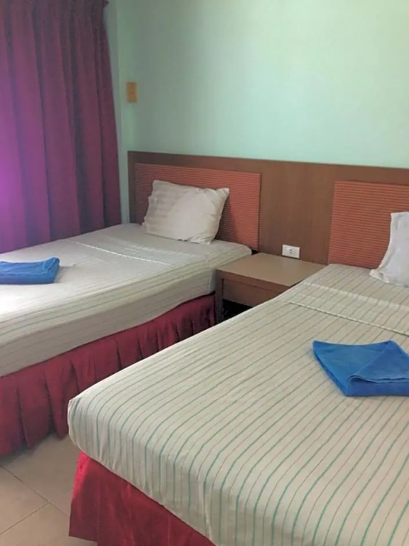 Double room (twin beds)