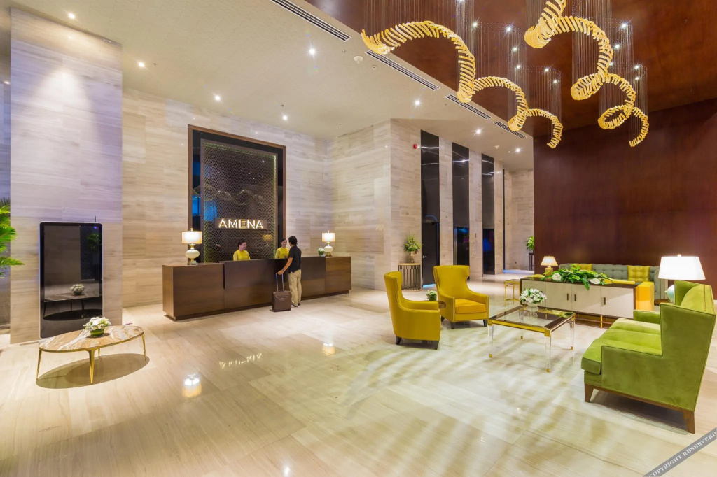 Lobby & Reception