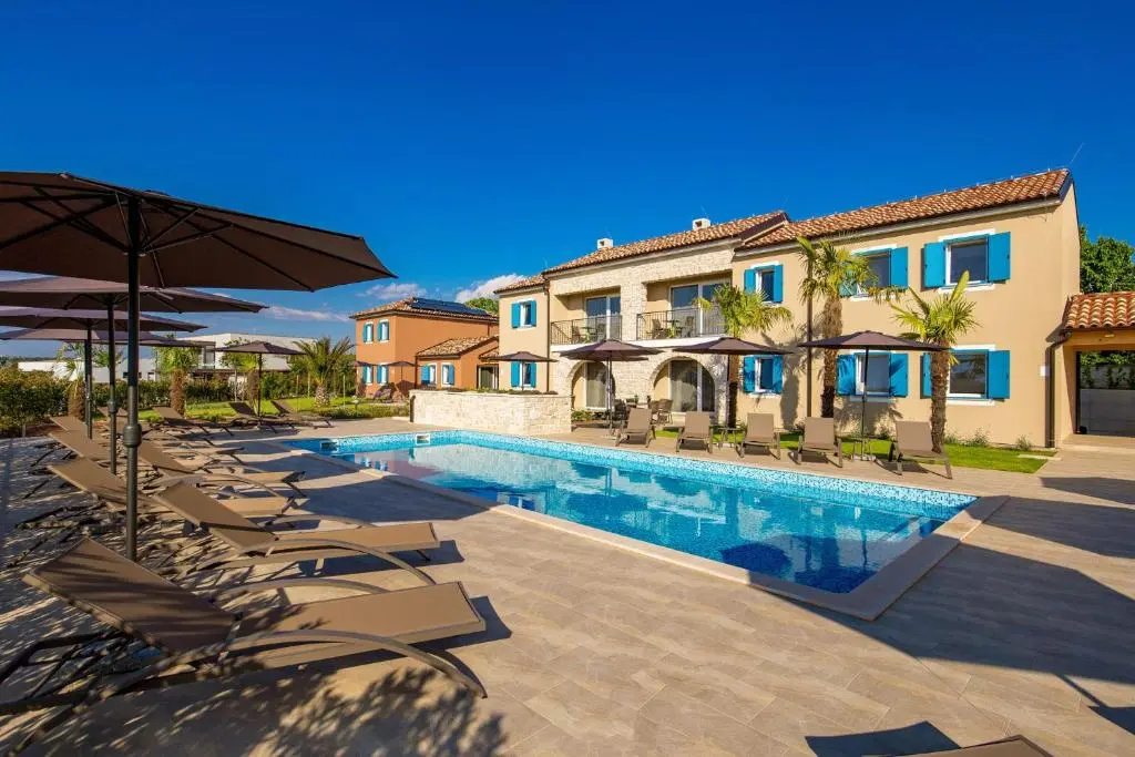 2 Bedrooms Apartment with balcony