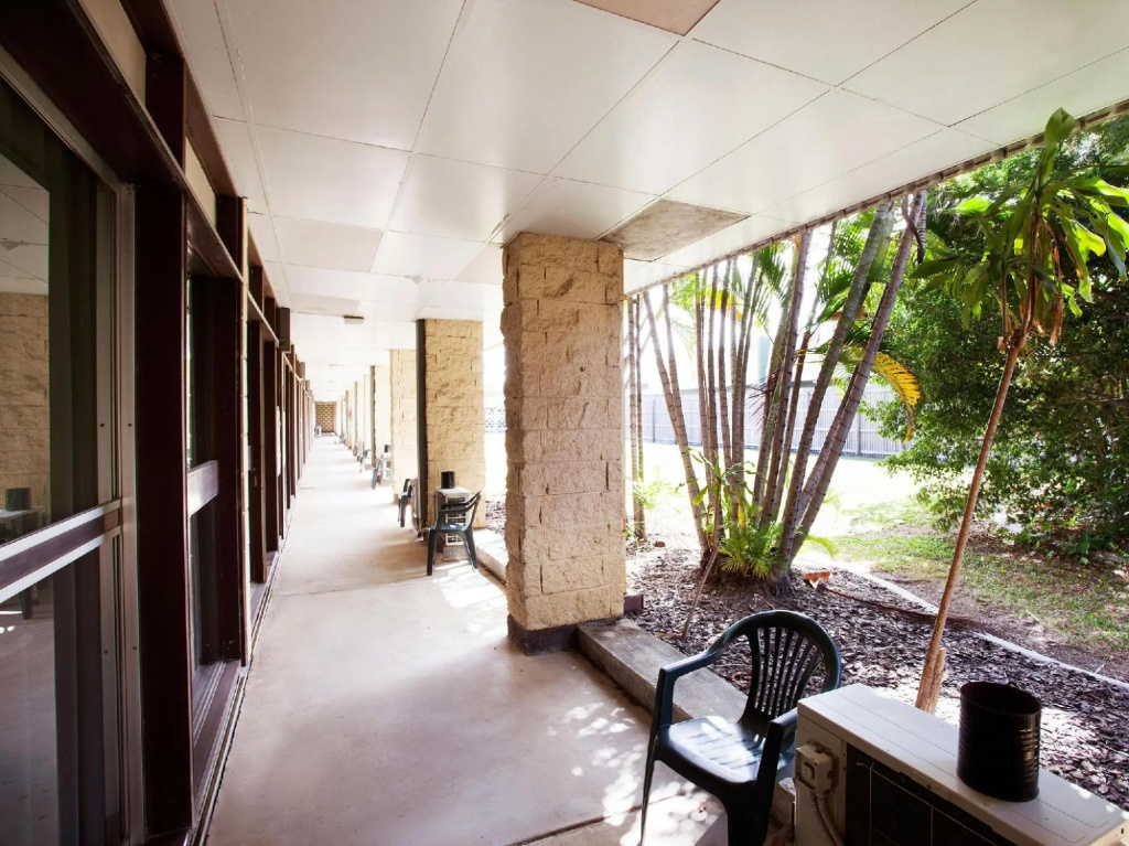 Balcony & Terrace