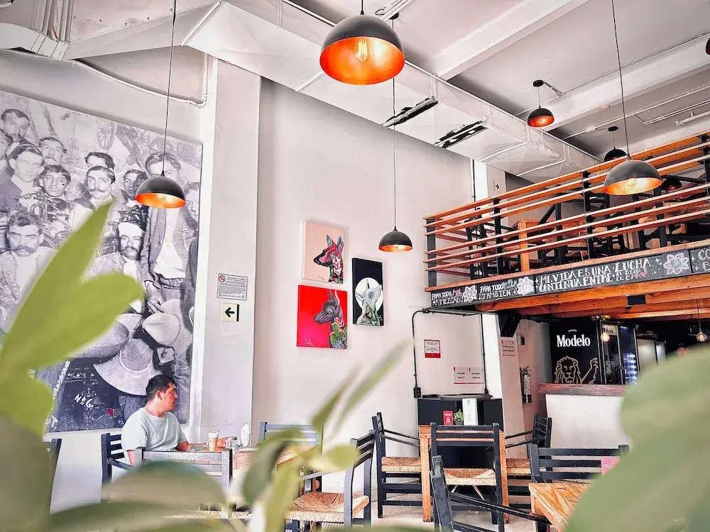 Hostel Mundo Joven Catedral by null