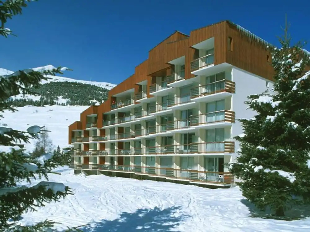 Voir la photo 1 — Les Deux Alpes Base for 2 With Ski Access