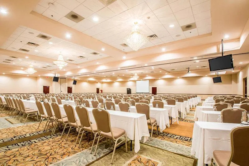 Clarion Inn Elmhurst - Oak Brook near I-88, I-290, I-294 - Chambres