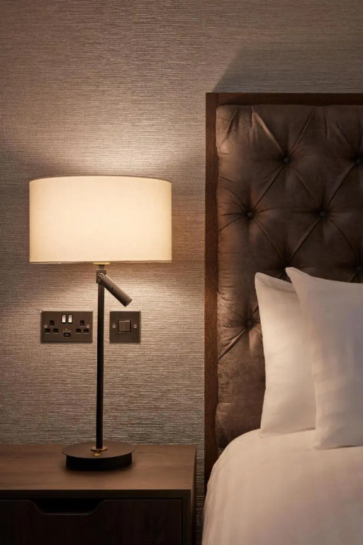 voco Edinburgh-Haymarket by IHG