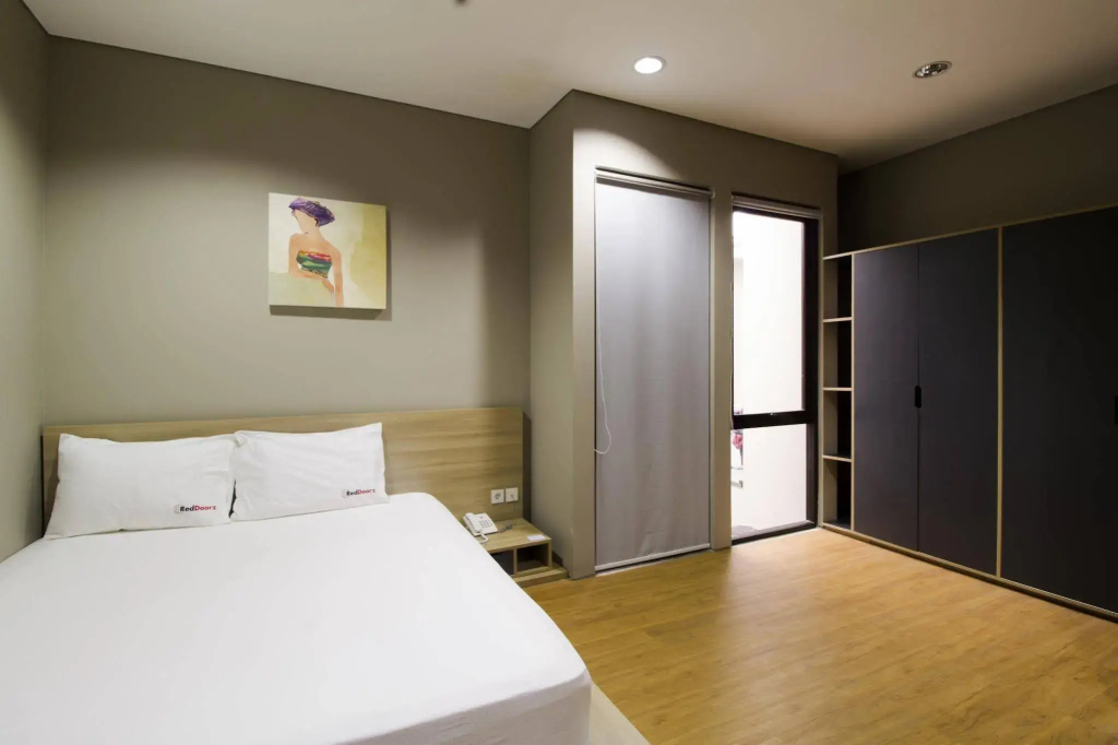 RedDoorz @ Permata Karawaci - фото 10