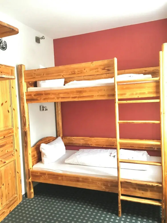 Economy Double room (twin beds)