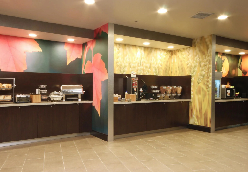 Food & Beverage