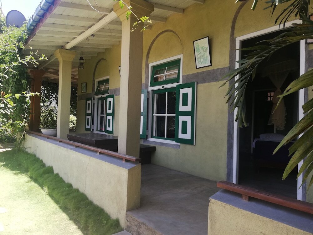 Tea Garden Holiday Inn