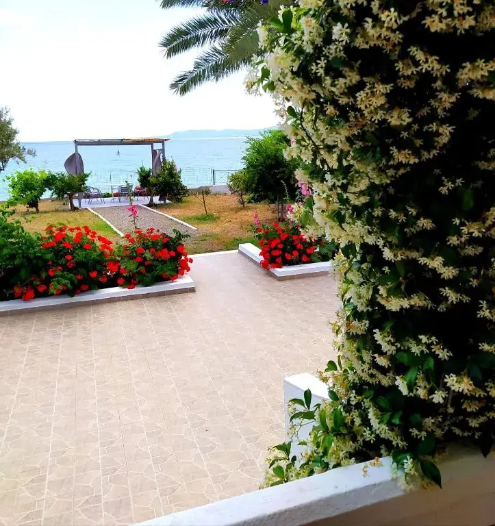 Villa Stella Family House