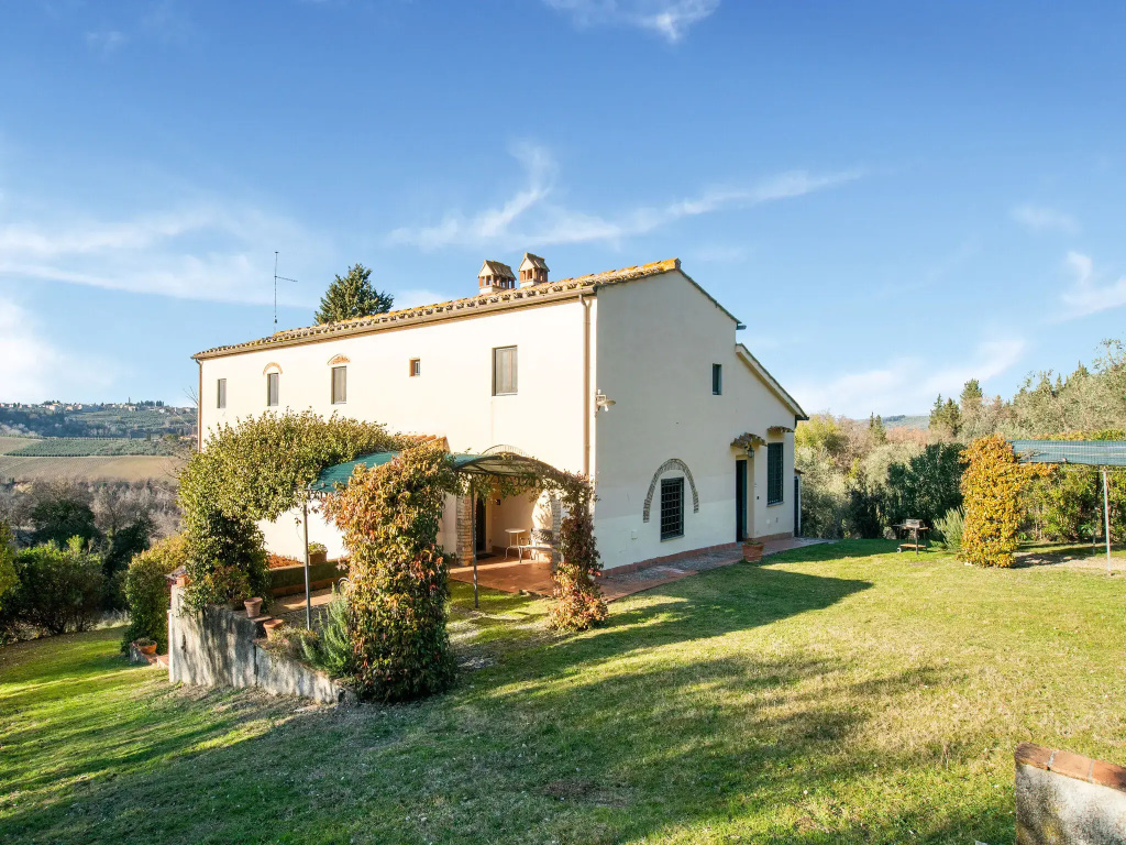 Holiday Home With Vineyard Vibes