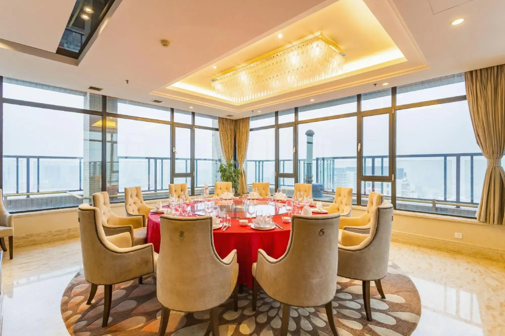 Qinhuangdao Peninsula Seasons Hotel And Apartment - фото 9