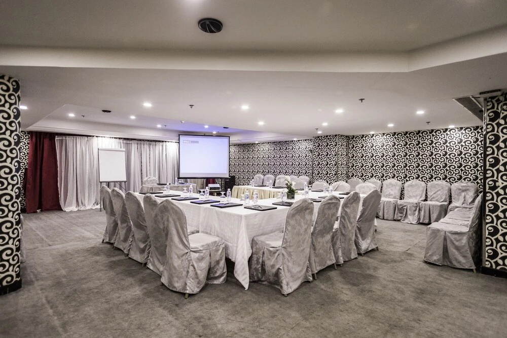 Al Bustan Hotel - Général