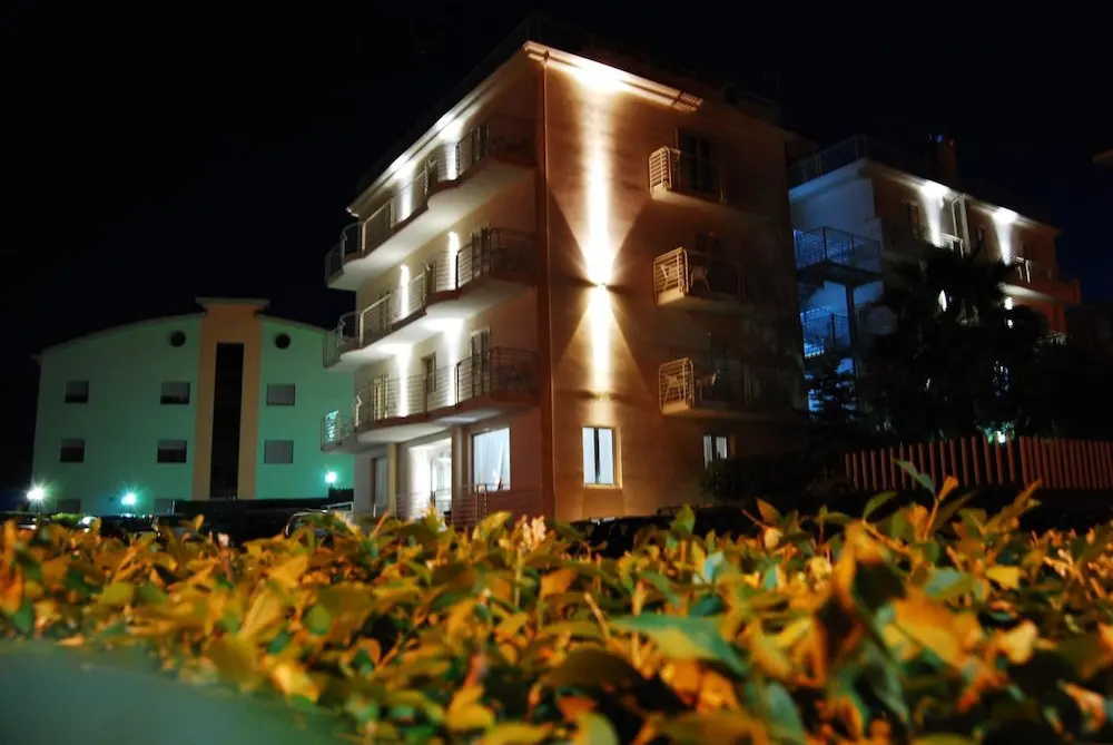 Hotel photo 21