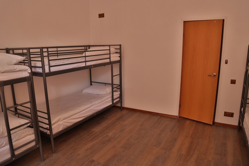 Art Lodging Houses — 3
