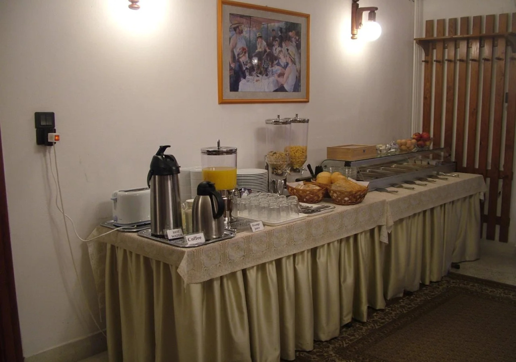Helios Hotel Pension - Général