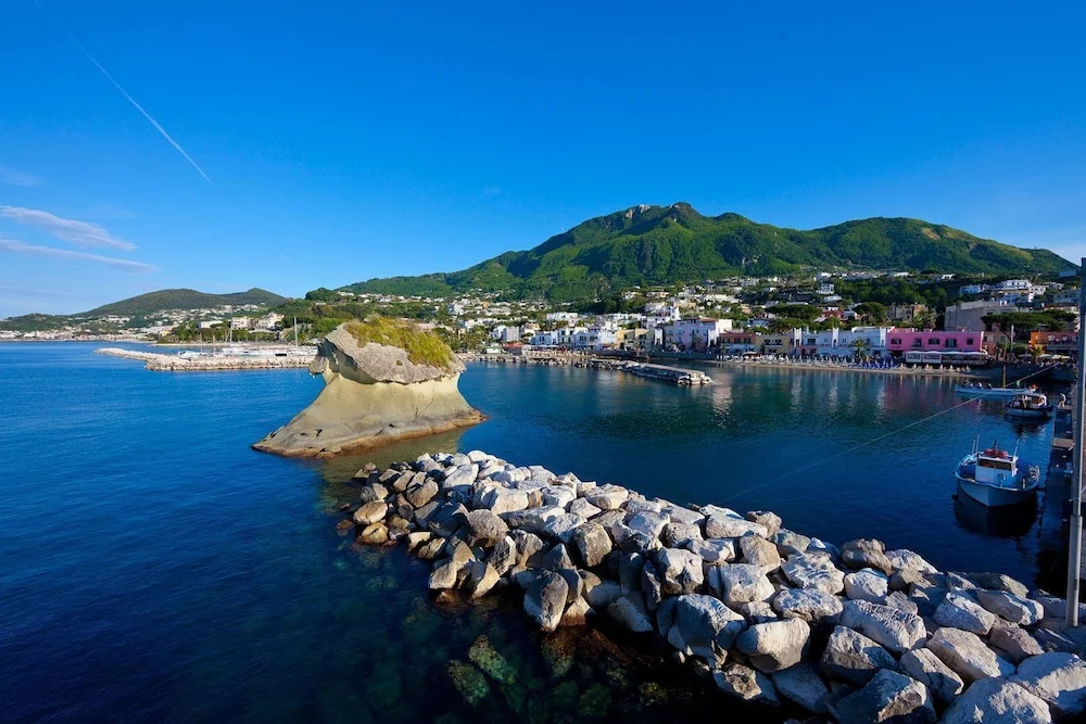 Beach & Waterfront