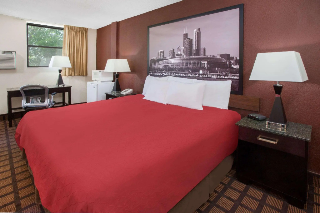 Standard Double room (full double bed)