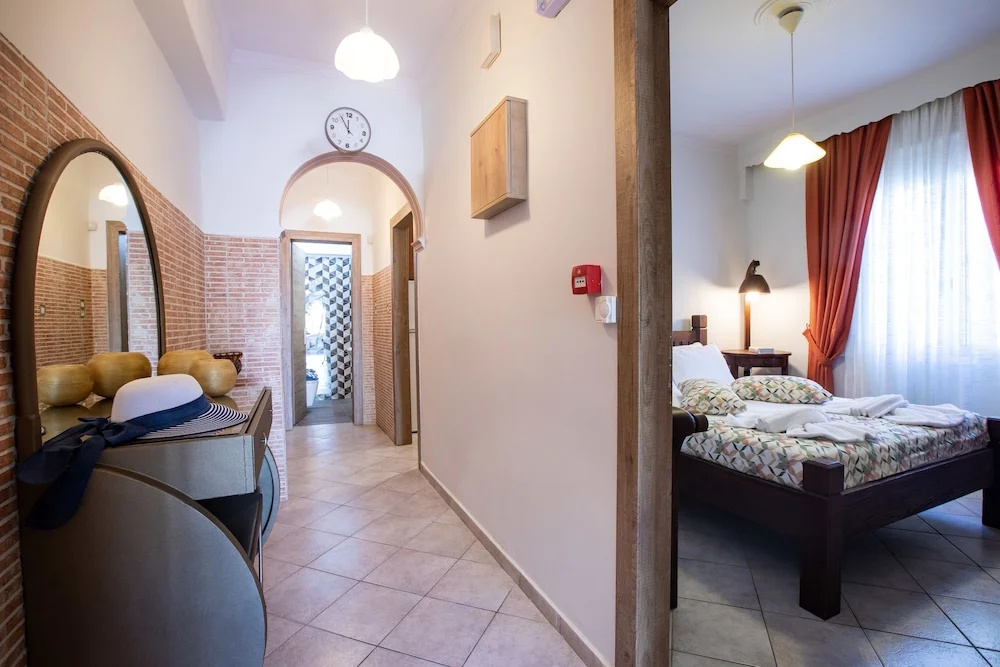 2 Bedrooms Family Apartment