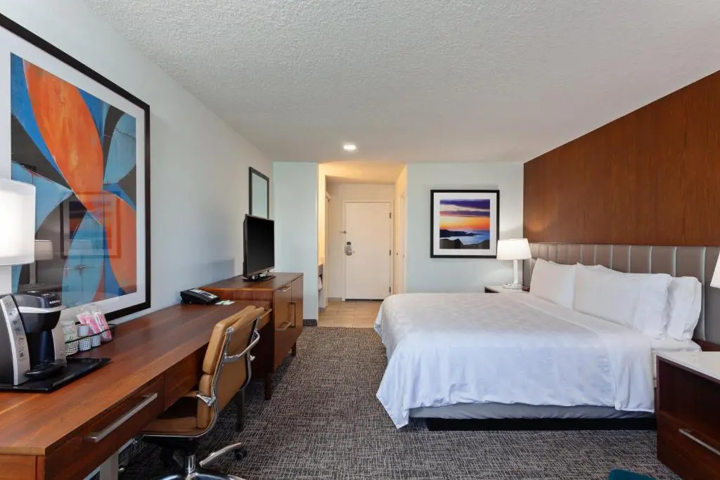 Holiday Inn Hotel & Suites San Mateo-San Francisco SFO by IHG - Chambres