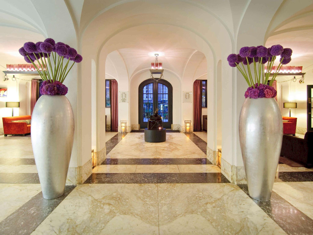 (1)Canal House Double Suite (full double bed) at Sofitel Legend The Grand Amsterdam in Amsterdam