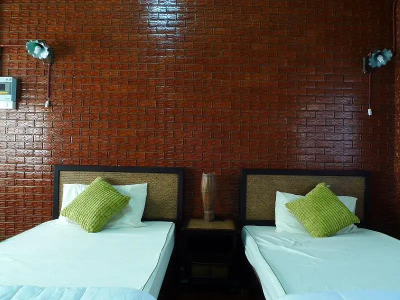 Standard Double room (twin beds)
