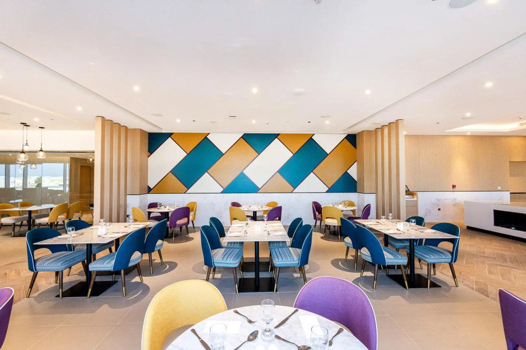 Premier Inn Dubai Dragon Mart Hotel 17
