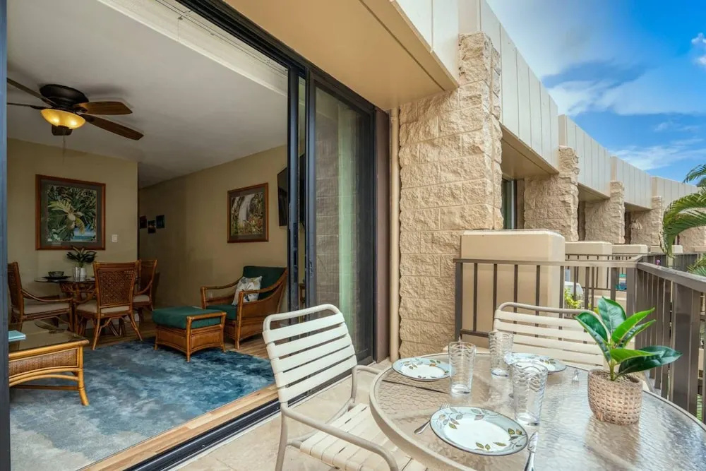 Paki Maui by Coldwell Banker Island Vacations