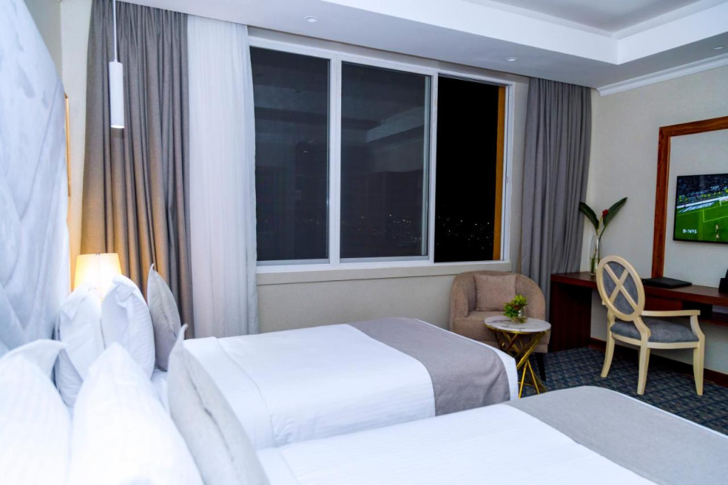 Hotel photo 12