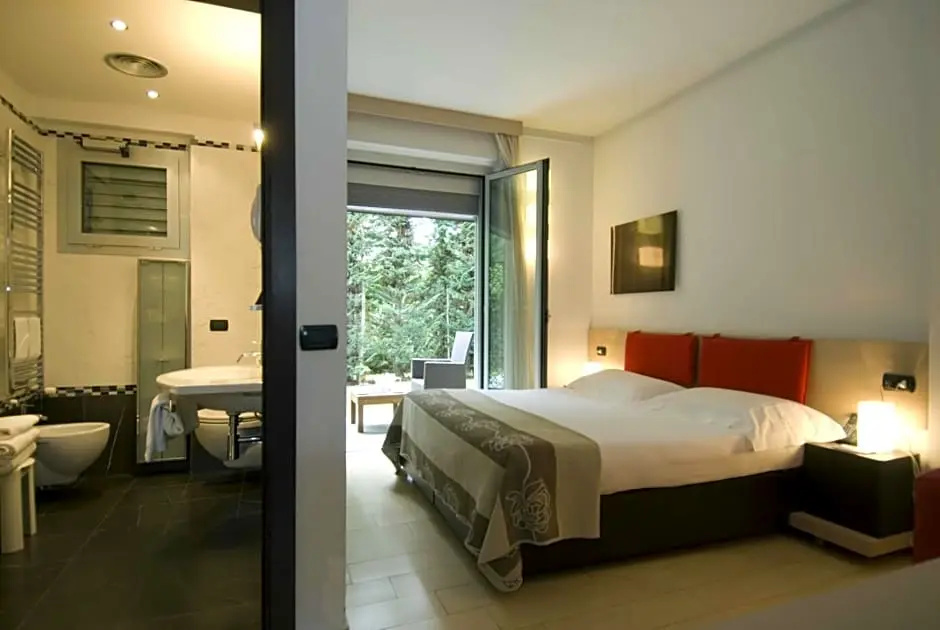 Economy room