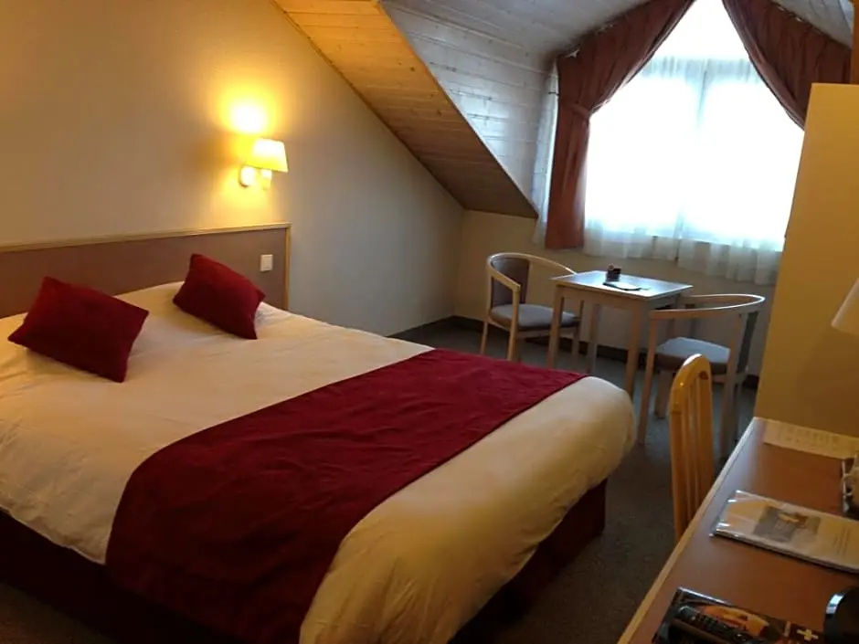Logis Hôtel Arc en Ciel - Chambres