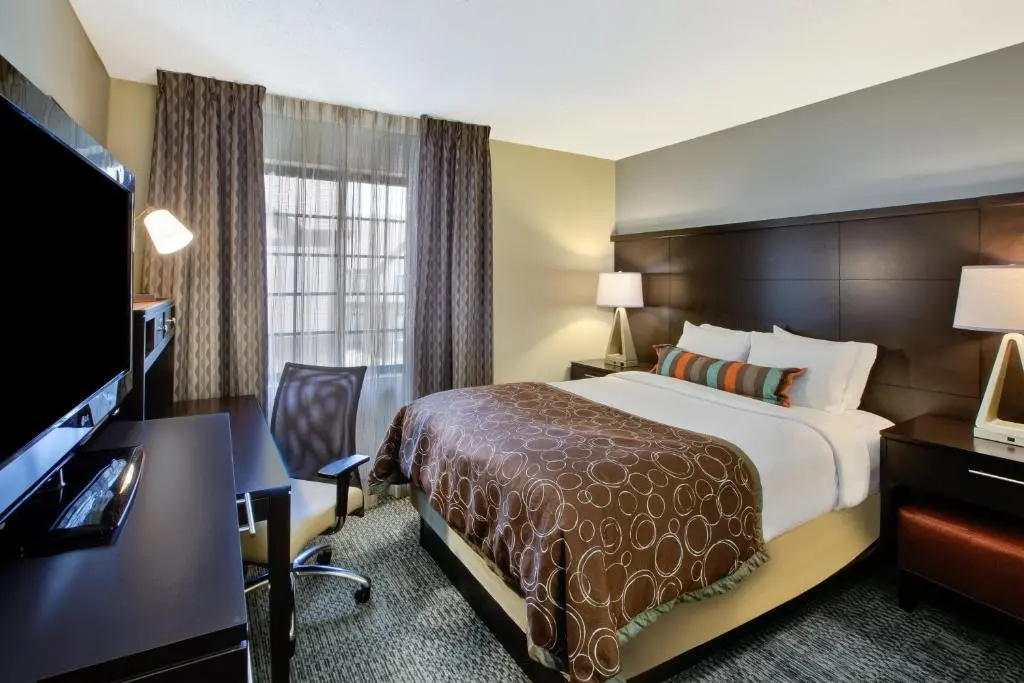 Staybridge Suites - Louisville - East by IHG - Chambres