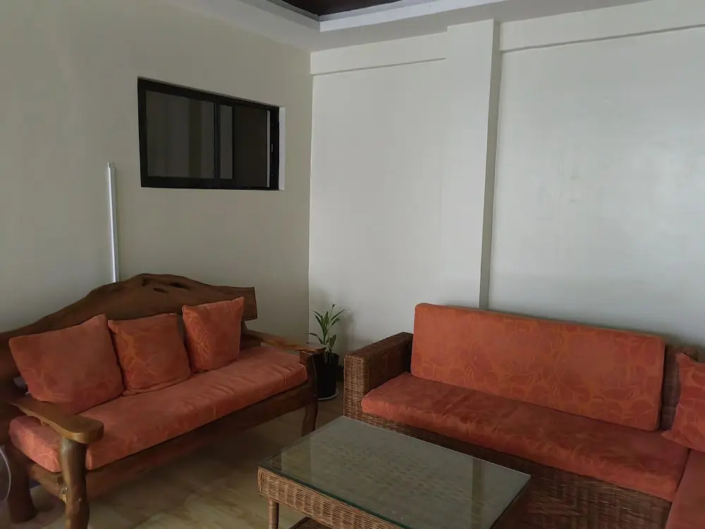 Mansion 8 Residences