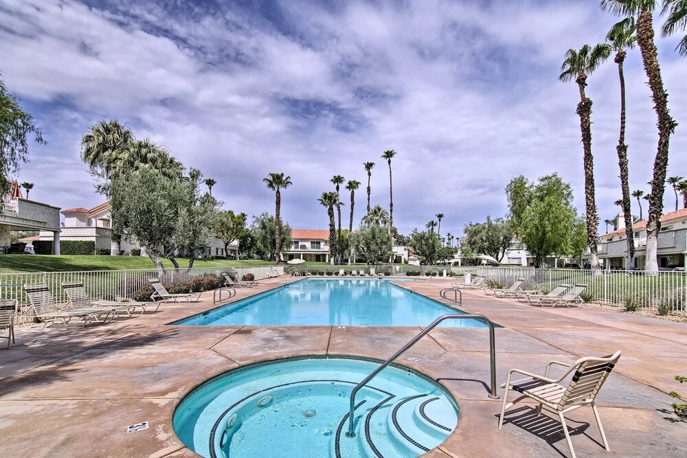 Palm Desert Country Club Home w/ Pool Access!