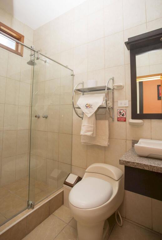 La Laguna Galapagos Hotel by null