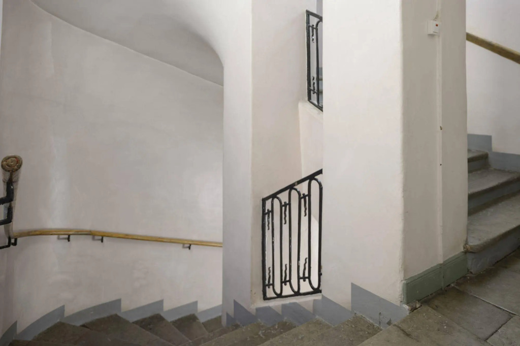 Image 9