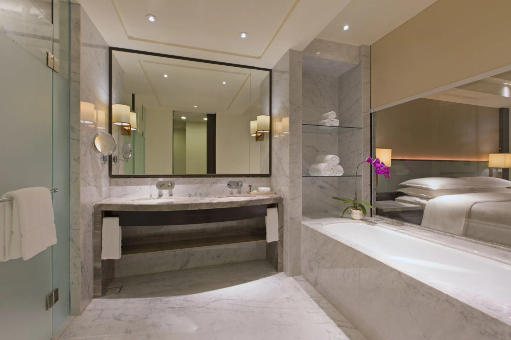 Sheraton Grand Jakarta Gandaria City Hotel - фото 9