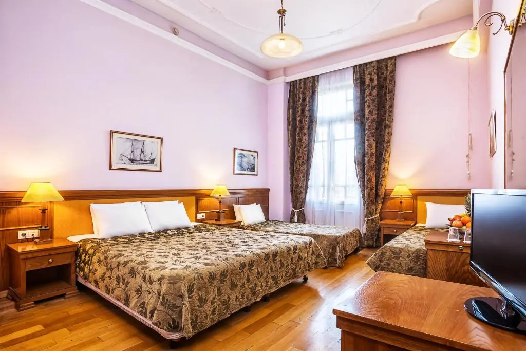 Minerva Premier Hotel - Chambres