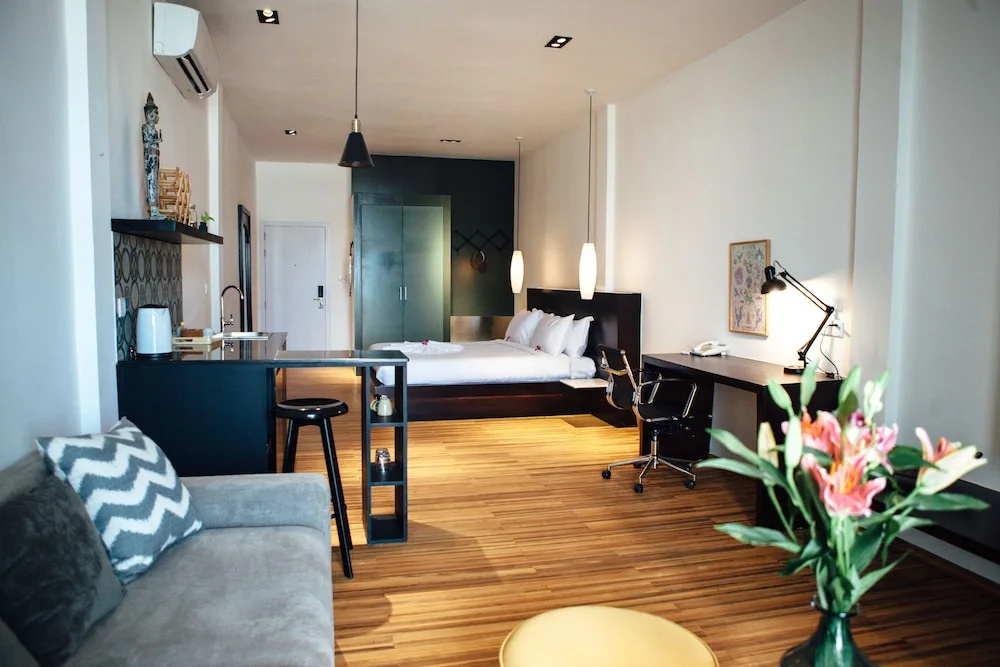 Apartment with balcony
