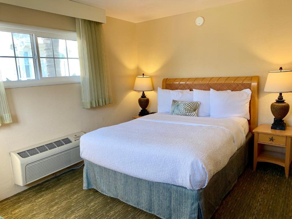 Seaway Inn by null