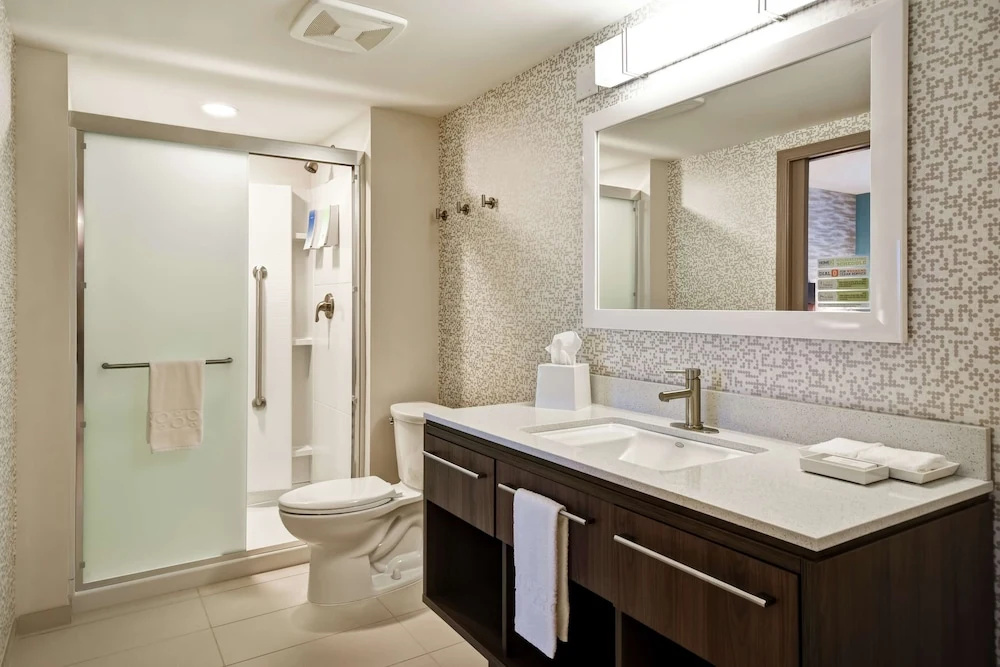 1 Bedroom Suite