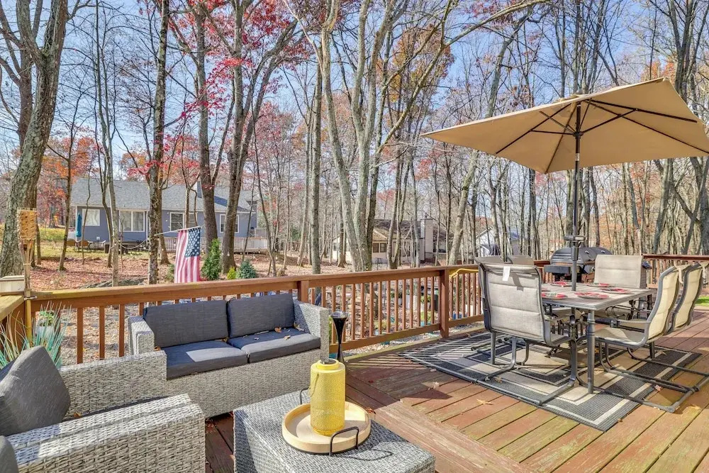 Grill & Games: Family Home in East Stroudsburg!