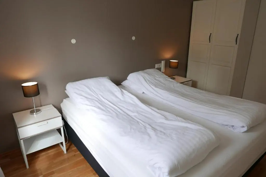Gamli Skolinn Husavik - Chambres