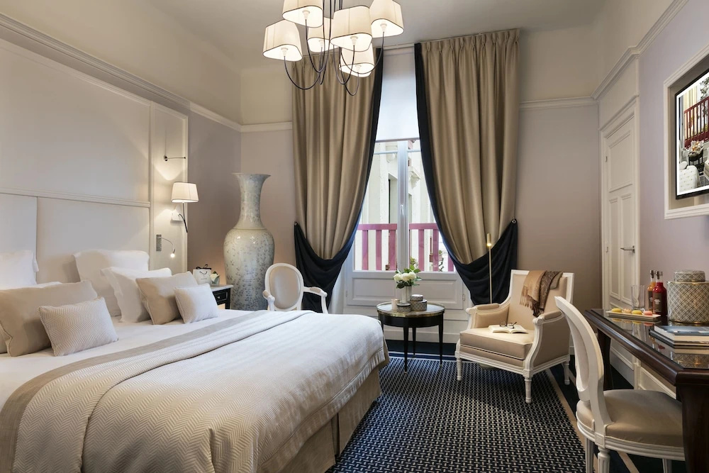 Hôtel Barrière l'Hermitage - Chambres