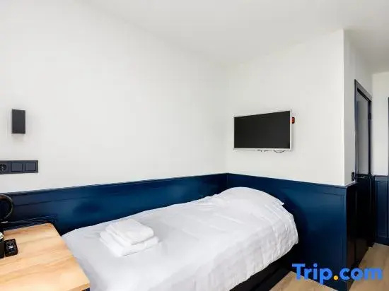 Standard Single room with harbour view