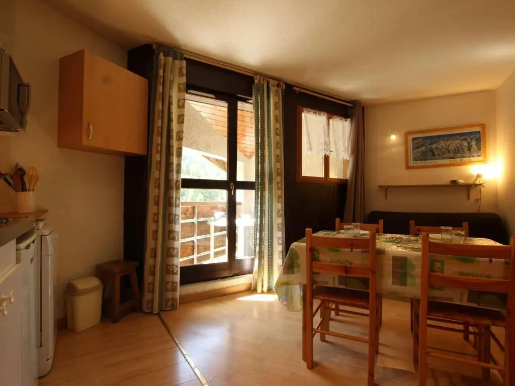 Voir la photo 4 — Appartement Serre Chevalier, 1 pièce, 4 personnes - FR-1-330E-51