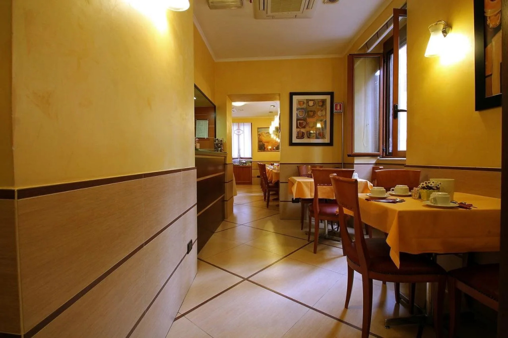 Hotel photo 15