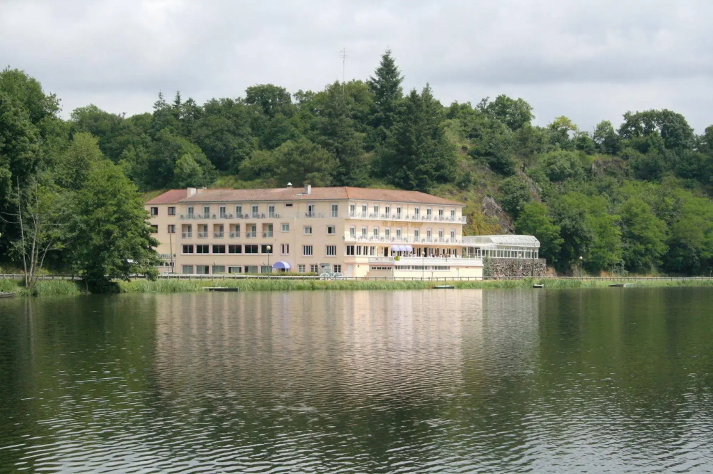 Contact Hôtel le Moulin Neuf - Général