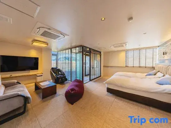 Bed in Dorm